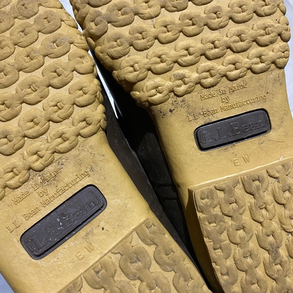 LL Bean - Mens 8” Bean Boot - Like new, classic duck boots - Picture 4 of 6